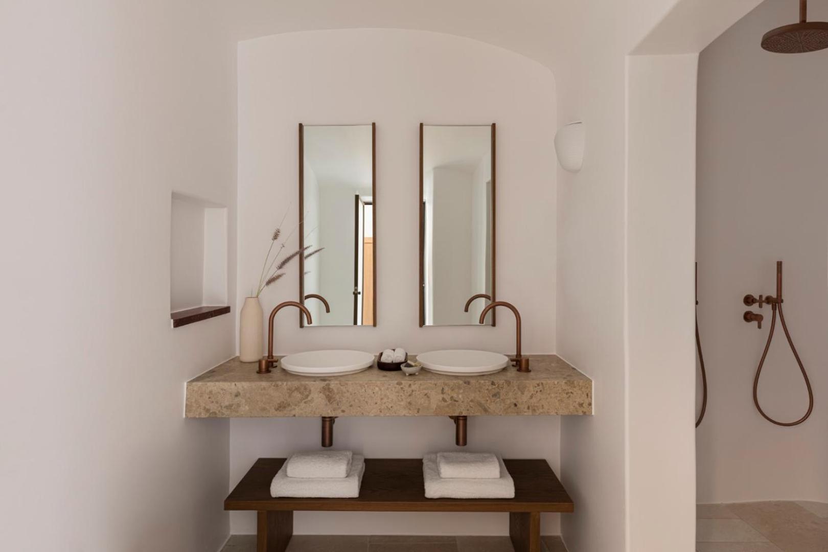 Canaves Ena - Small Luxury Hotels Of The World Oía Exterior photo